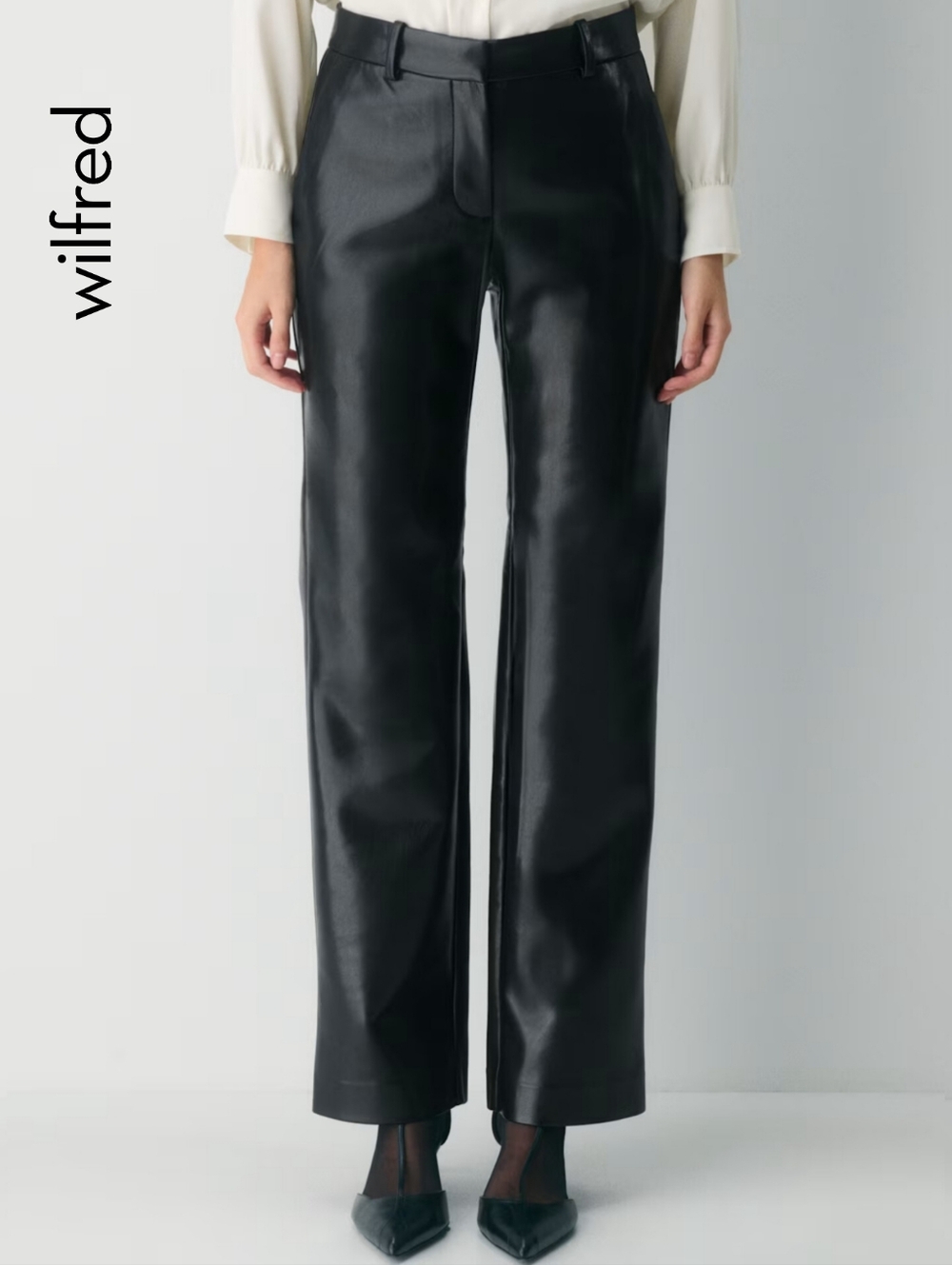 Aritzia Wilfred Dare Pant Black Vegan Faux Leather Straight Leg Pants Sz 8